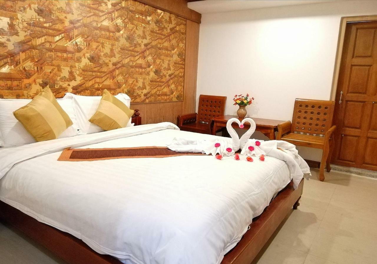 Boutique Hotel Pattaya Exterior foto